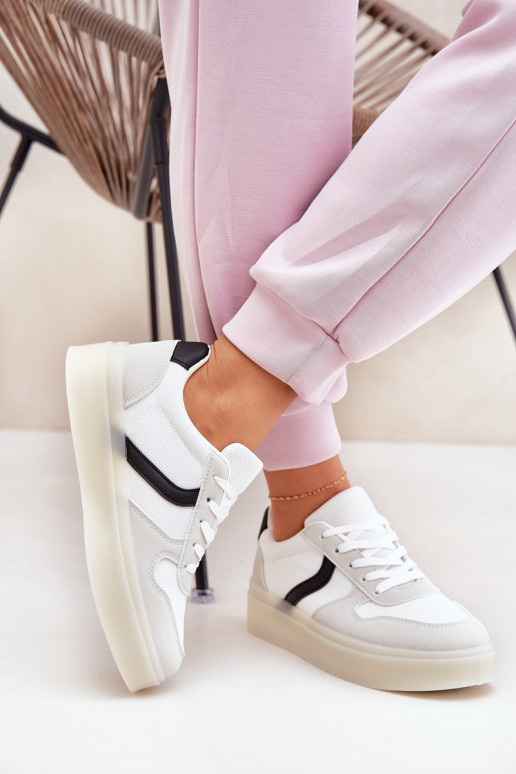 Faible Chaussures modèle baskets Féminin avec une plateforme couleur blanche Telmira