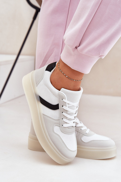 Faible Chaussures modèle baskets Féminin avec une plateforme couleur blanche Telmira