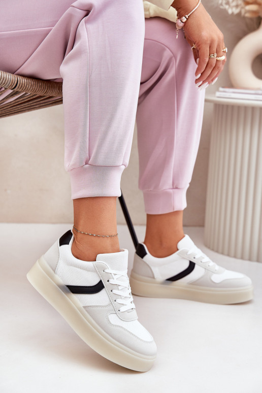 Faible Chaussures modèle baskets Féminin avec une plateforme couleur blanche Telmira