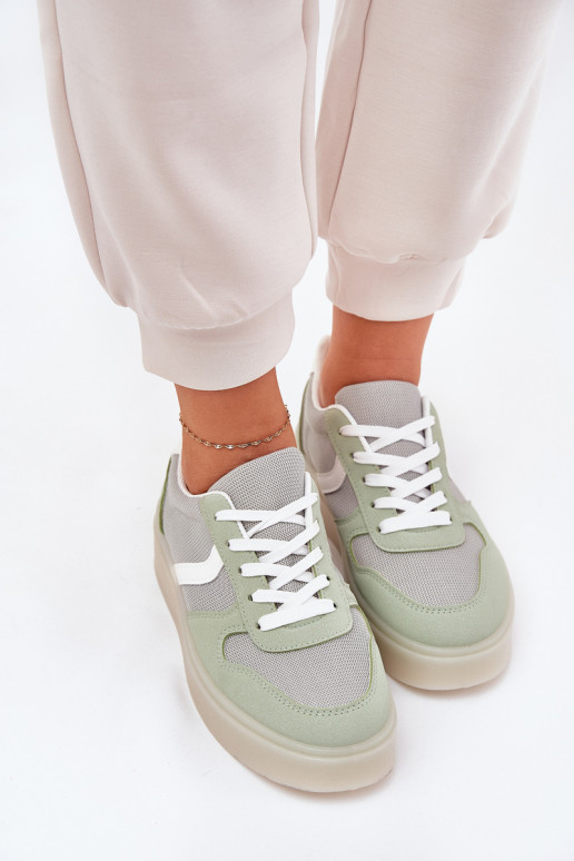 Faible Chaussures modèle baskets Féminin avec une plateforme couleur verte Telmira