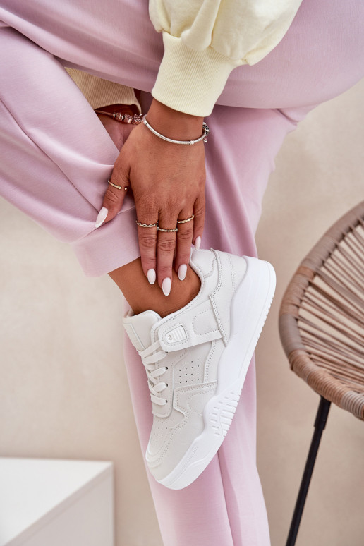 baskets Chaussures modèle baskets Féminin en cuir écologique couleur blanche Telisiria baskets Chaussures modèle baskets Féminin en cuir écologique couleur blanche Telisiria