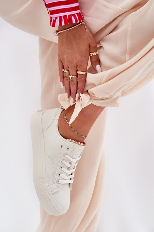 Chaussures de loisirs avec une plateforme en cuir écologique Big Star RR274A297 couleur ivoire Chaussures de loisirs avec une plateforme en cuir écologique Big Star RR274A297 couleur ivoire