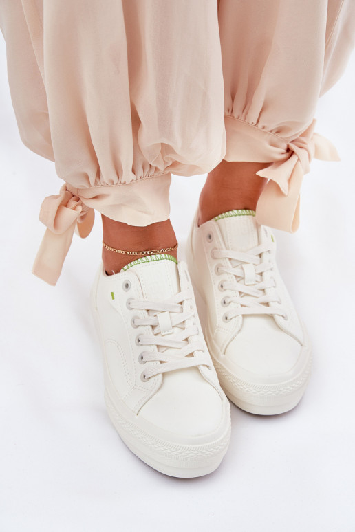 Chaussures de loisirs avec une plateforme en cuir écologique Big Star RR274A295 couleur blanche Chaussures de loisirs avec une plateforme en cuir écologique Big Star RR274A295 couleur blanche