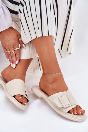 Pantoufles en cuir Féminin avec boucles D&A SJ2302-01 beige