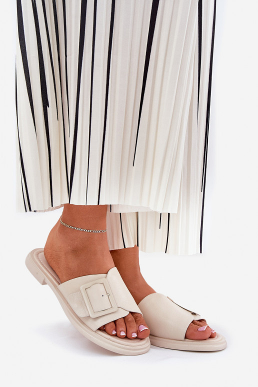 Pantoufles en cuir Féminin avec boucles D&A SJ2302-01 beige Pantoufles en cuir Féminin avec boucles D&A SJ2302-01 beige