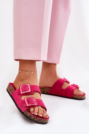 Chaussons pour femmes avec boucles sur semelle en liège couleur rose avec cœurs 2