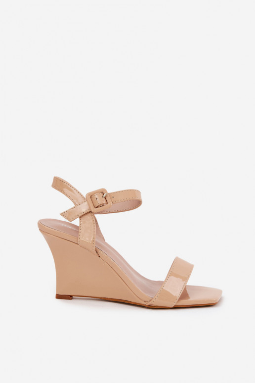 Sandales laquées pour femme Sur un coin Nude Vliraya