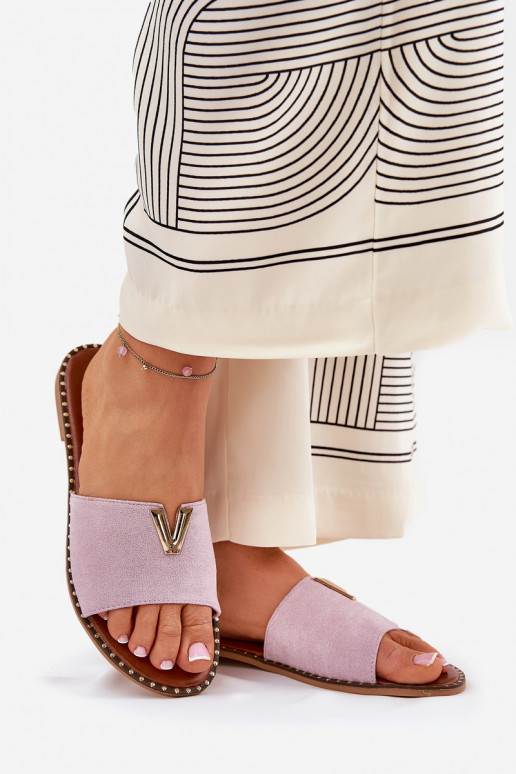 Pantoufles pour femmes avec des talons larges Avec des décorationsi Detalami Couleur violette Saliena Pantoufles pour femmes avec des talons larges Avec des décorationsi Detalami Couleur violette Saliena