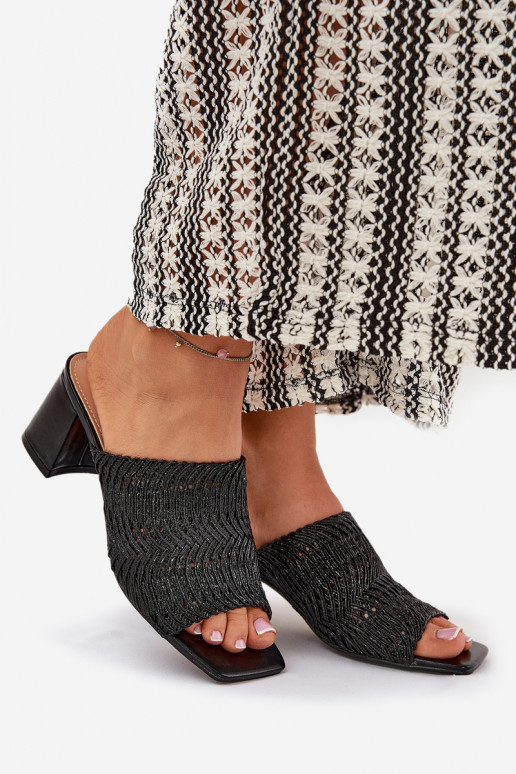 Pantoufles pour femmes Avec tresse avec des talons couleur noire Ciariloria Pantoufles pour femmes Avec tresse avec des talons couleur noire Ciariloria