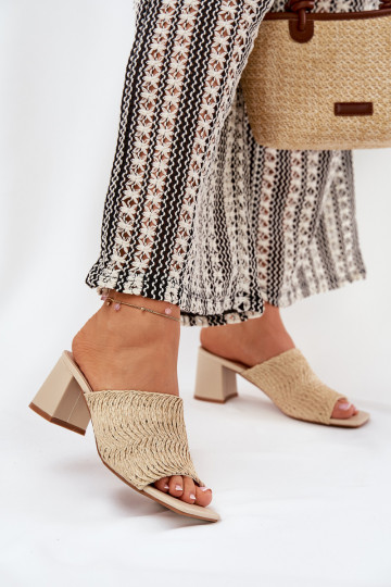 Pantoufles pour femmes Avec tresse avec des talons beige Ciariloria 2