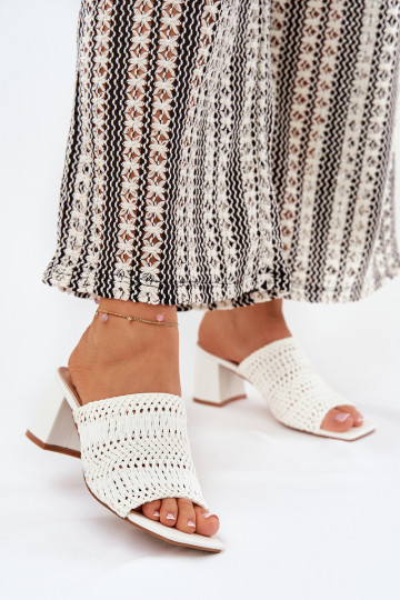 Pantoufles pour femmes Avec tresse avec des talons couleur blanche Ciariloria 2