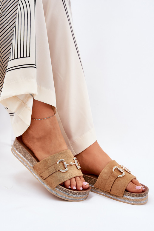 Pantoufles pour femmes avec une plateforme avec des détails dorés Et des paillettes marron Morisela Pantoufles pour femmes avec une plateforme avec des détails dorés Et des paillettes marron Morisela