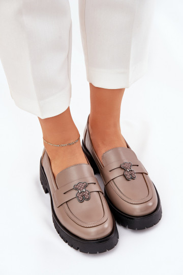 Peau mocassins pour femmes Z Przypinką Nounours Vinceza 18109 beige