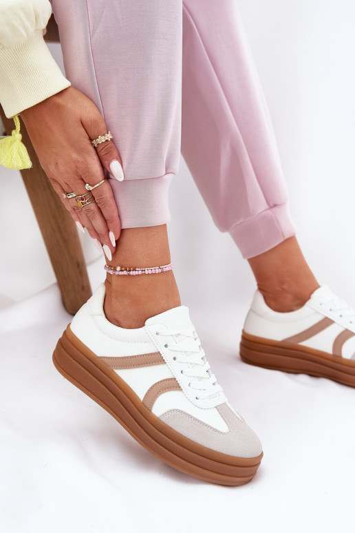 Chaussures modèle baskets Féminin avec une plateforme couleur blanche Tolianna