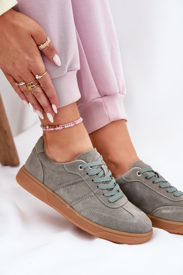 Baskets sportives en daim couleur verte