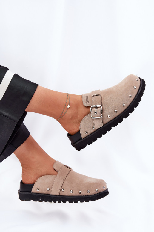 Pantoufles de Suèdes Sabots Féminin avec une plateforme Big Star RR274A376 beige Pantoufles de Suèdes Sabots Féminin avec une plateforme Big Star RR274A376 beige