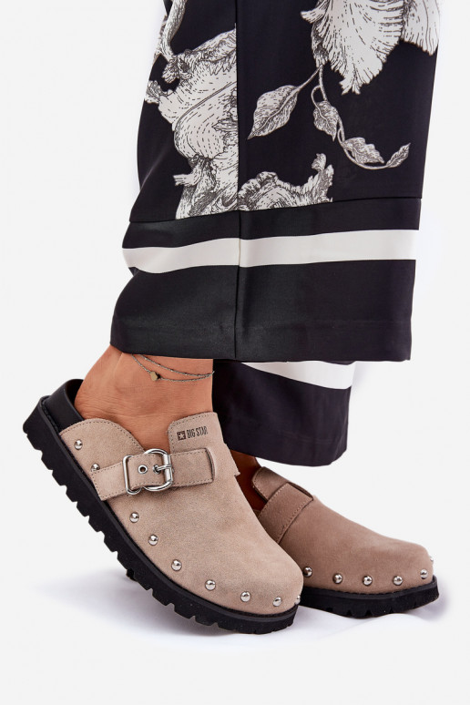 Pantoufles de Suèdes Sabots Féminin avec une plateforme Big Star RR274A376 beige Pantoufles de Suèdes Sabots Féminin avec une plateforme Big Star RR274A376 beige