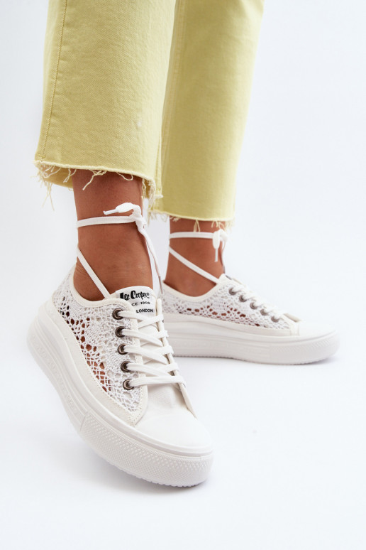 avec des motifs de dentelle Chaussures de loisirs Lee Cooper LCDANS-23-44-1617 couleur blanche