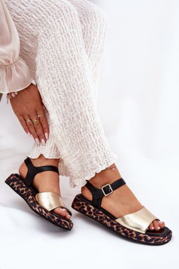 des sandales Peau Féminin avec une plateforme et des écrits S.Barski JC51-347 couleur dorée