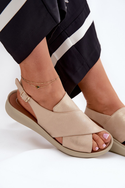 Sandales pour femmes en cuir écologique couleur dorée Tosmelia Sandales pour femmes en cuir écologique couleur dorée Tosmelia