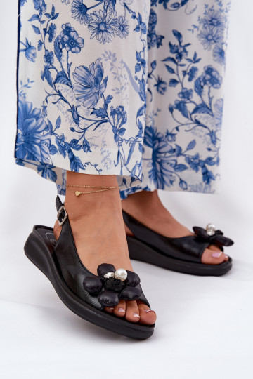Sandales noires avec fleurs et détails décoratifs pour femmes Divonne 2