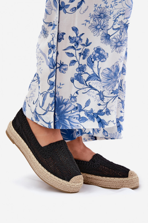 Espadrilles avec une plateforme Vinceza 17392 couleur noire Espadrilles avec une plateforme Vinceza 17392 couleur noire