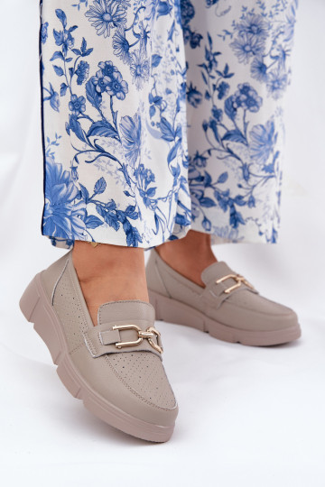 Mocassins en cuir couleur sable pour femmes avec détails dorés Vinceza 88007