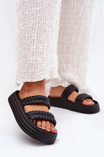 Pantoufles légères  Pantoufles pour femmes avec une plateforme S.Barski ZK51-001 couleur noire