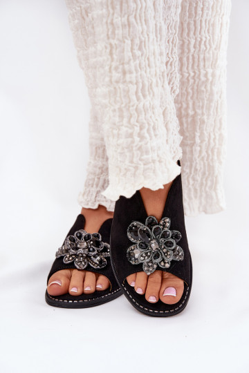 Sandales pour femmes avec des talons larges avec des ornements S.Barski KV27-001 couleur noire 2