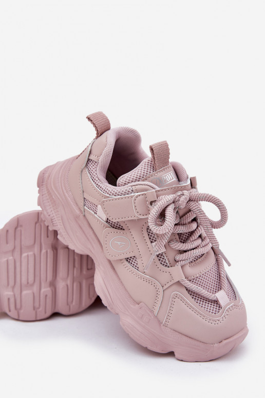 Chaussures modèle baskets Puéril avec une plateforme couleur rose Hanomess Chaussures modèle baskets Puéril avec une plateforme couleur rose Hanomess