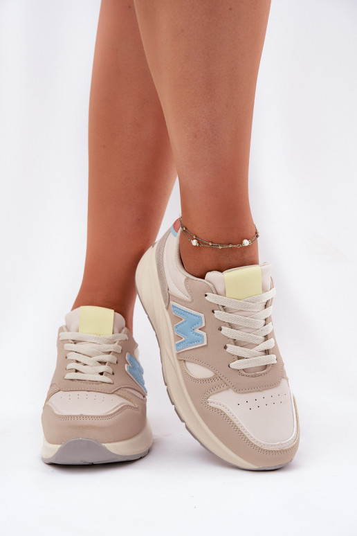 Chaussures modèle baskets Féminin avec une plateforme beige Tenanela Chaussures modèle baskets Féminin avec une plateforme beige Tenanela