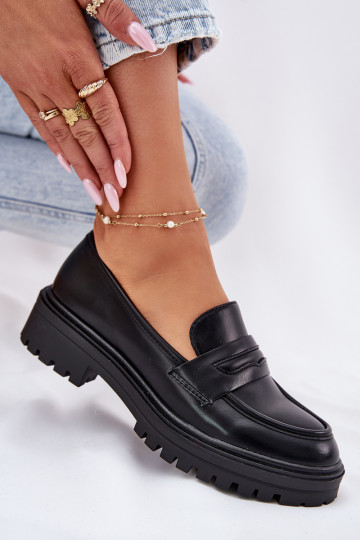 Modèle classique mocassins pour femmes en cuir écologique couleur noire Enticca