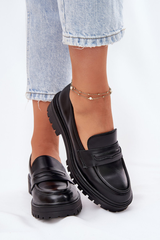 Modèle classique mocassins pour femmes en cuir écologique couleur noire Enticca Modèle classique mocassins pour femmes en cuir écologique couleur noire Enticca