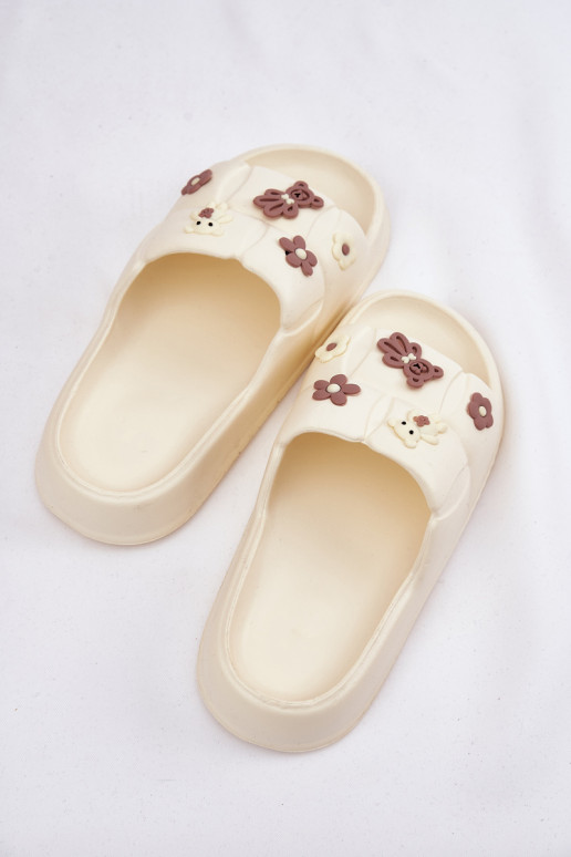 Pantoufles légères Chaussons Z Przypinkami couleur ivoire Redienna Pantoufles légères Chaussons Z Przypinkami couleur ivoire Redienna