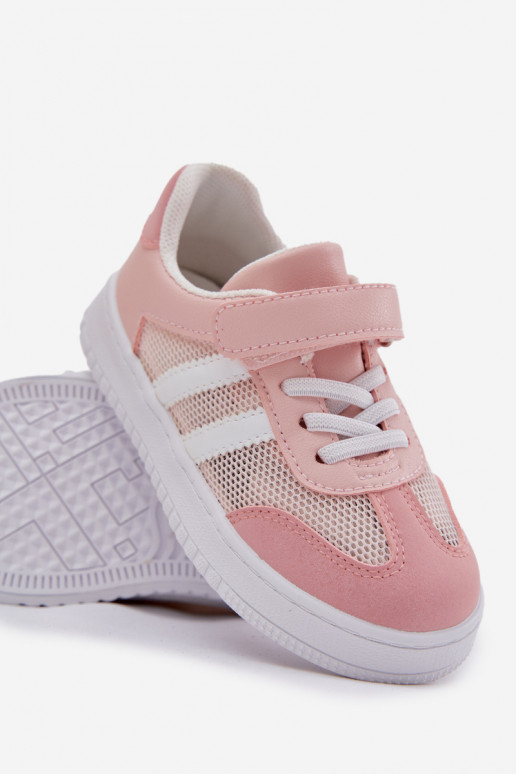 Chaussures modèle baskets Puéril avec attaches adhésives couleur rose Sepovia Chaussures modèle baskets Puéril avec attaches adhésives couleur rose Sepovia