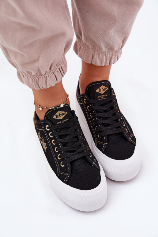 Baskets textiles avec une plateforme Lee Cooper LCDANS-25-31-3431L couleur noire Baskets textiles avec une plateforme Lee Cooper LCDANS-25-31-3431L couleur noire