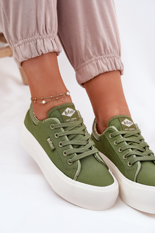 Chaussures de loisirs avec une plateforme Lee Cooper LCDANS-25-31-3449L couleur verte