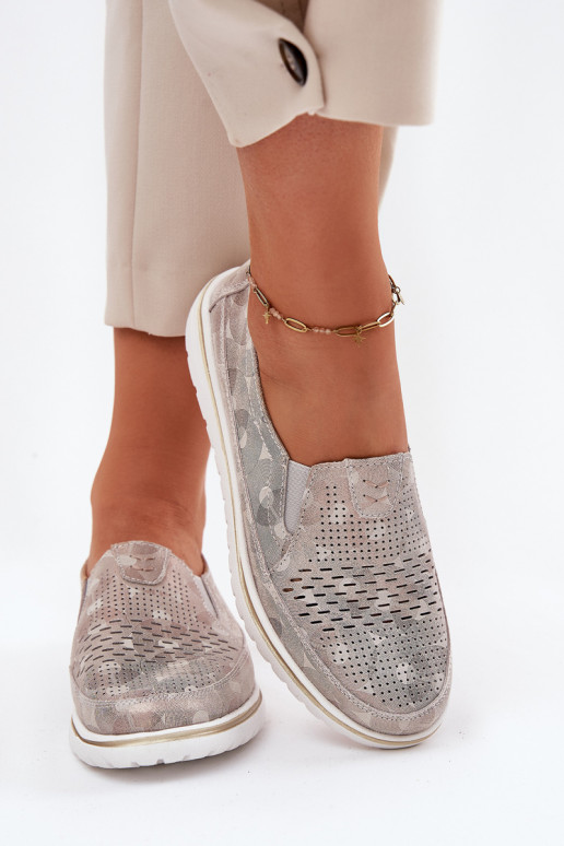 composé de chaussures en daim d'un modèle frappant de couleur beige-or Inez