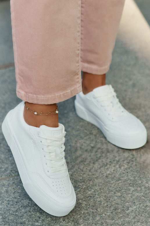 Faible Chaussures modèle baskets en cuir écologique Big Star RR274303 couleur blanche