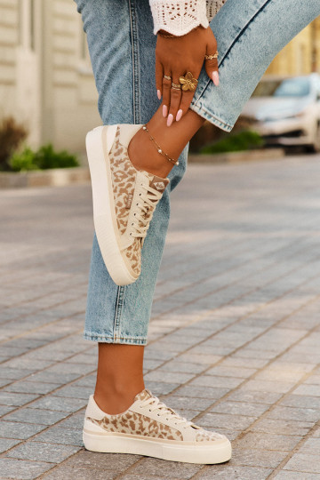 Faible Chaussures de loisirs avec des motifs en fourrure de léopard Lee Cooper LCDANS-25-02-3330L beige 2