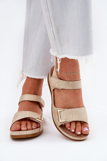 Sandales confortables pour femmes Sur un coin beige Sadevale 2