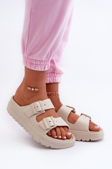 Chaussons femme avec mousse avec une plateforme beige Melorea 2