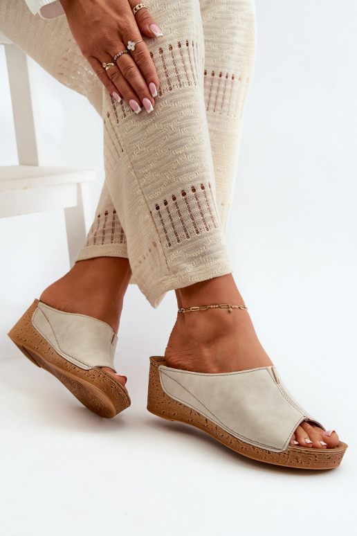 Pantoufles confortables pour femmes Sur un coin Inblu NG000002 beige