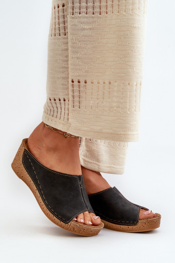 Pantoufles confortables pour femmes Sur un coin Inblu NG000002 couleur noire 2