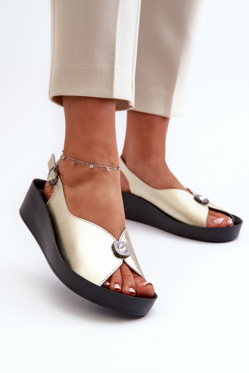 Sandales pour femmes Féminin Sur un coin et plateforme S.Barski KV27-020 couleur dorée