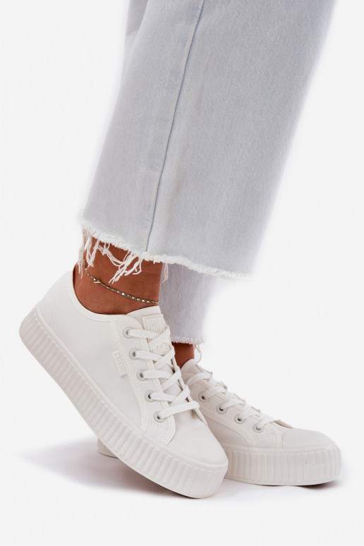 Chaussures de loisirs avec une plateforme Big Star RR274776 couleur blanche  Chaussures de loisirs avec une plateforme Big Star RR274776 couleur blanche