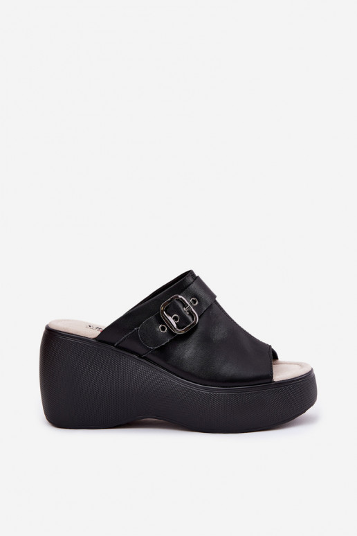Pantoufles en cuir Féminin avec une plateforme I Koturnie avec boucles S.Barski LR51-542 couleur noire