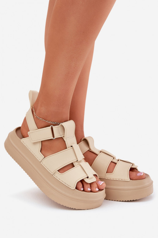 Sandales pour femmes avec une plateforme beige Nitavelia