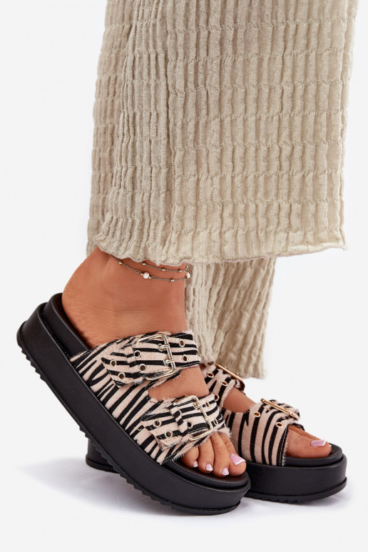 Pantoufles pour femmes avec boucles avec une plateforme Zebra Nilatha