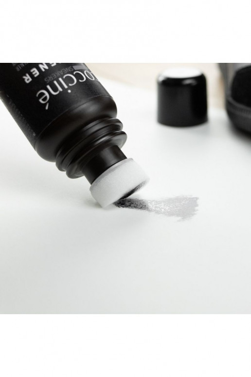 COCCINE BLACKENER couleur noire Korektor DANS Płynie 75g